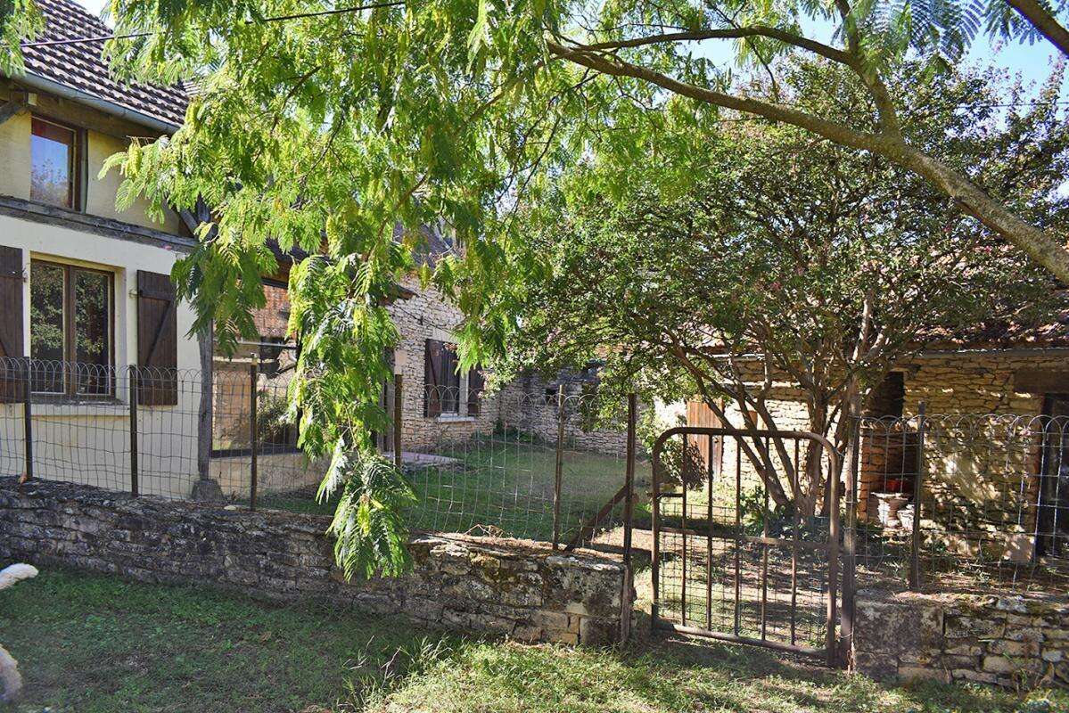 Corps de ferme Saint Genies 289 m2 - photo 10