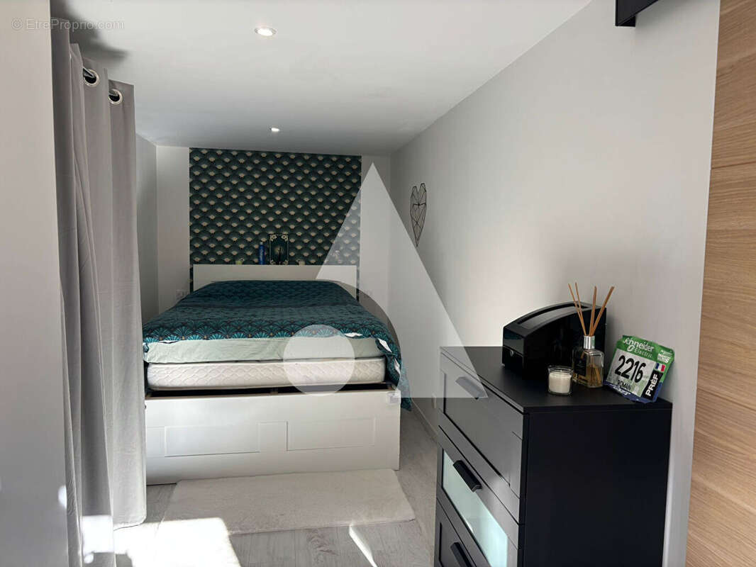 Appartement à BRIE-COMTE-ROBERT