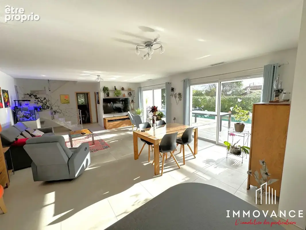 Maison 5 pièces 118 m² à vendre à Saint-Bauzille-De-Montmel (34160) - photo 4