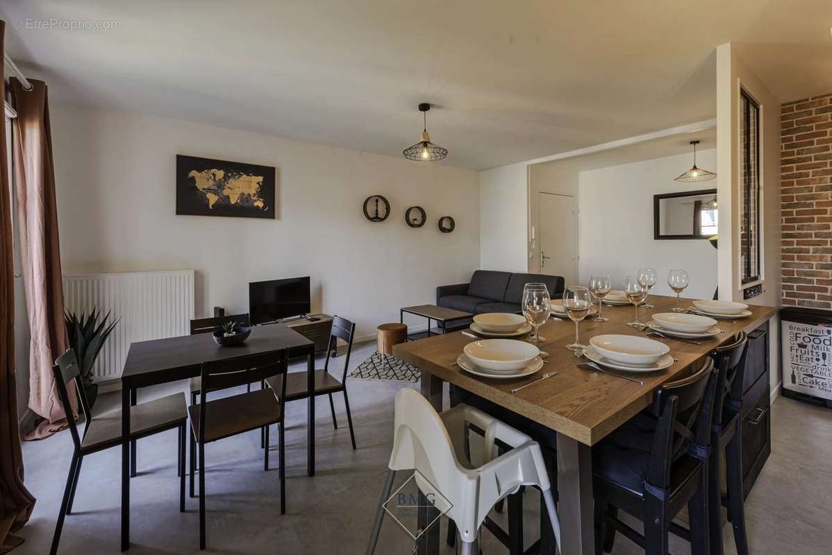 Appartement à CHESSY