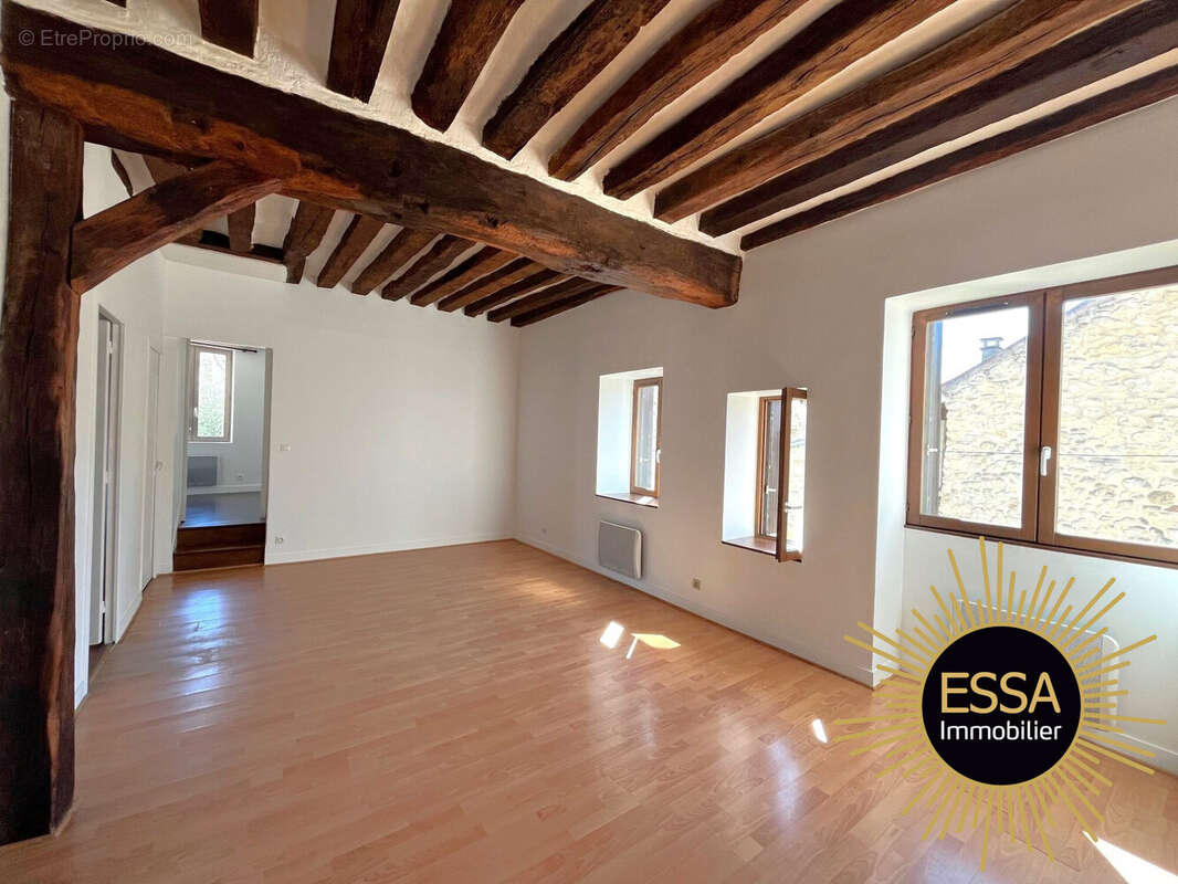 Appartement à CHAVENAY