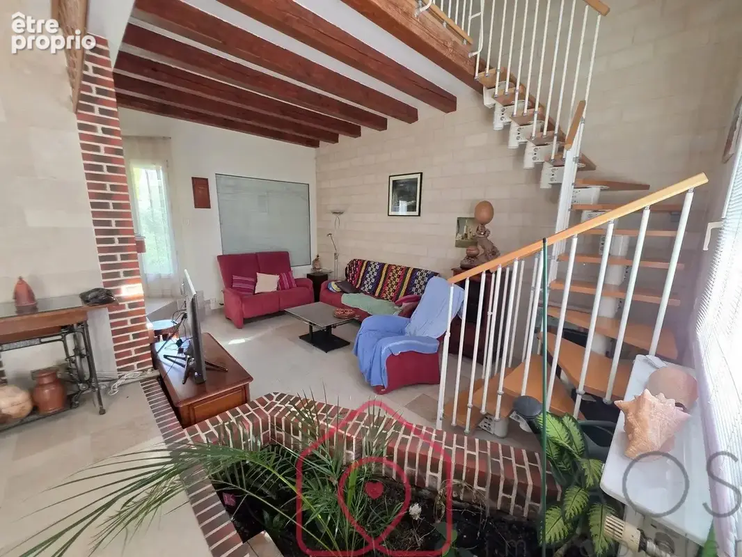 Ingré maison atypique d'architecte 203m2 sur 1600m2 - photo 8