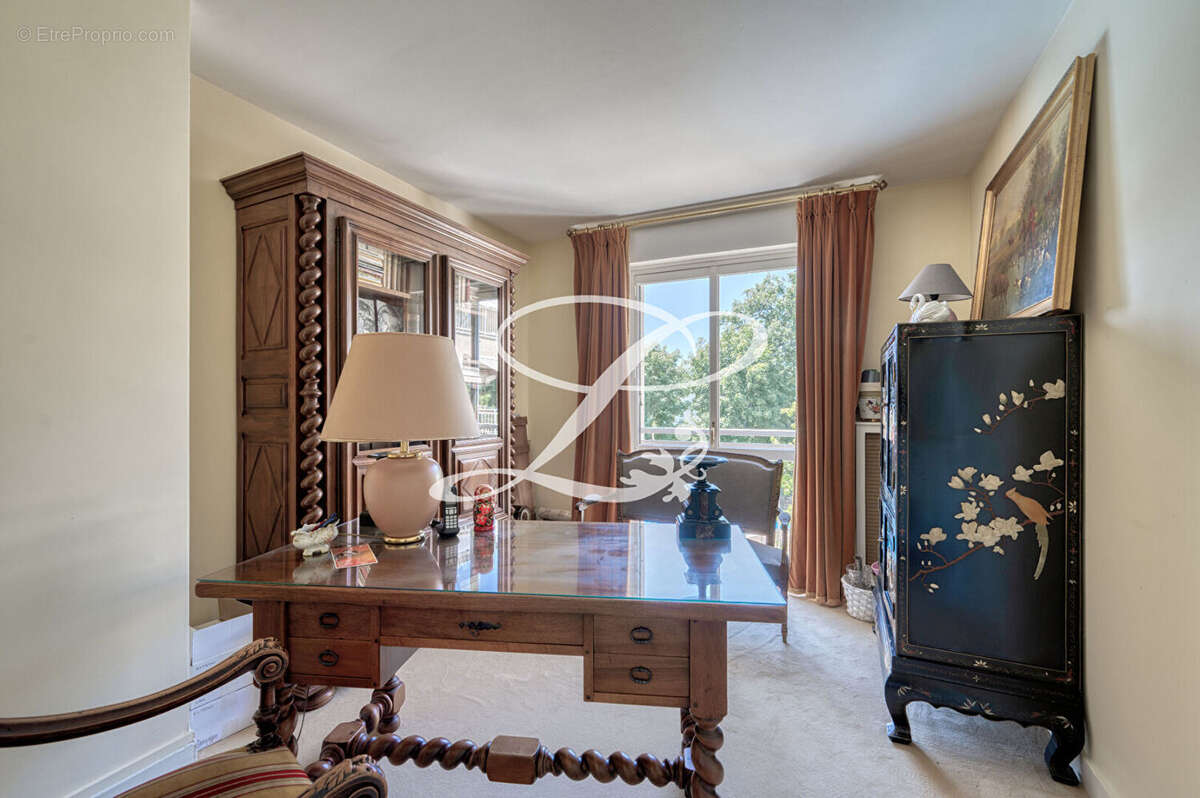 Appartement à MAISONS-LAFFITTE