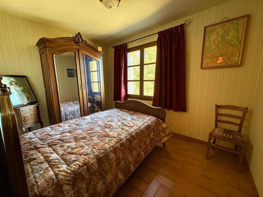   - Maison à LARGENTIERE