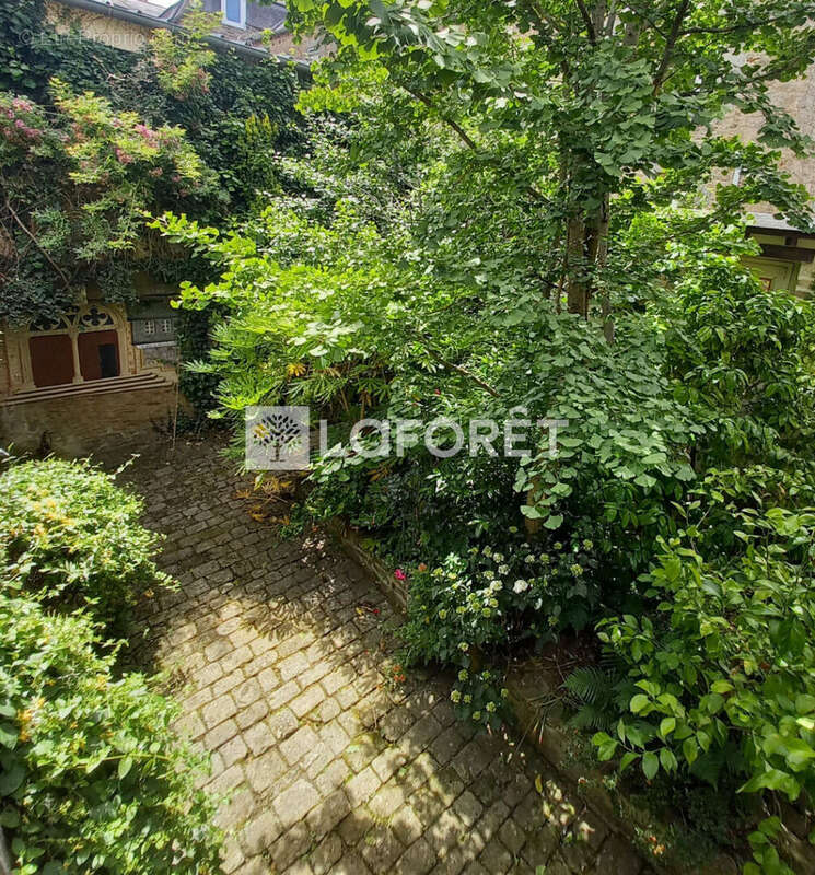 Manoir au coeur du centre ville - photo 2