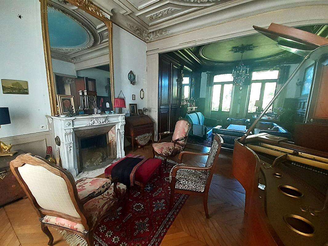 Maison à FERRIERES-EN-BRAY