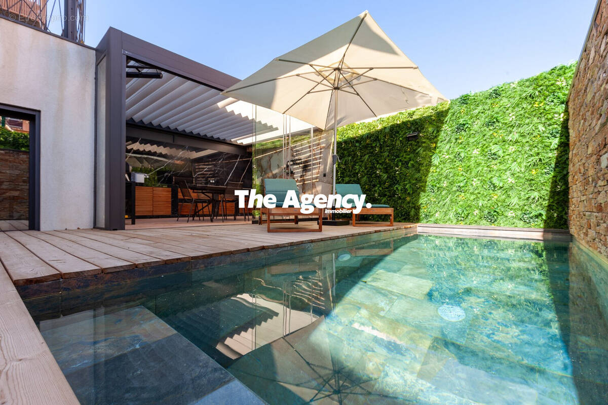 Maison à MARSEILLE-8E