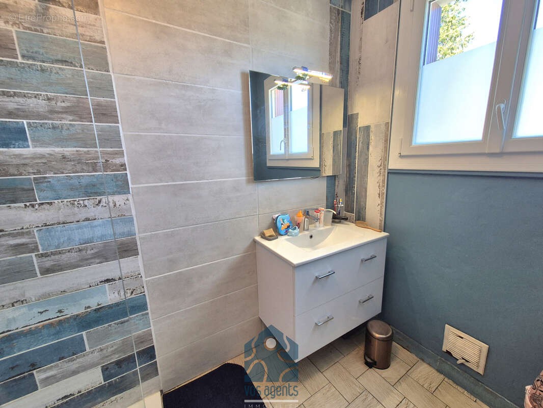 Maison 6 pièces avec garage, terrasse et jardin - photo 11