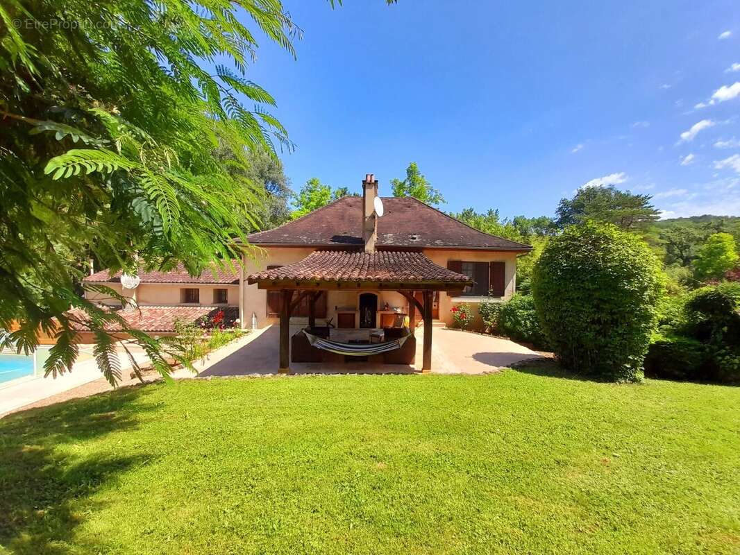 Maison à BEAUMONT-DU-PERIGORD