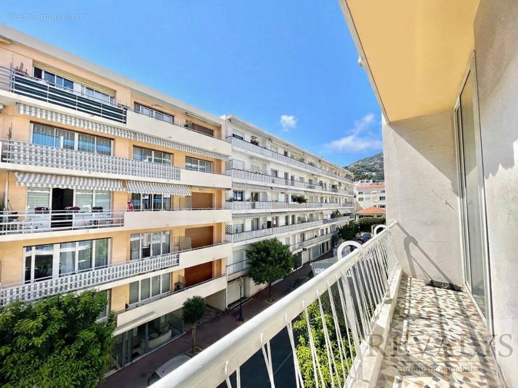 Appartement à BEAULIEU-SUR-MER