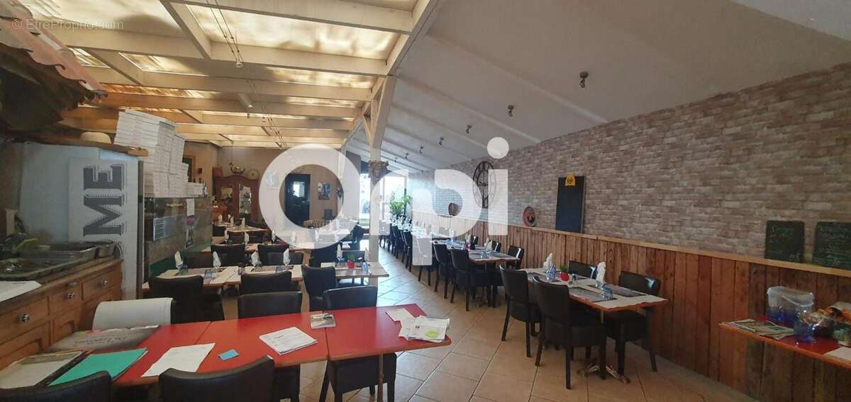 Commerce à MONS-EN-PEVELE