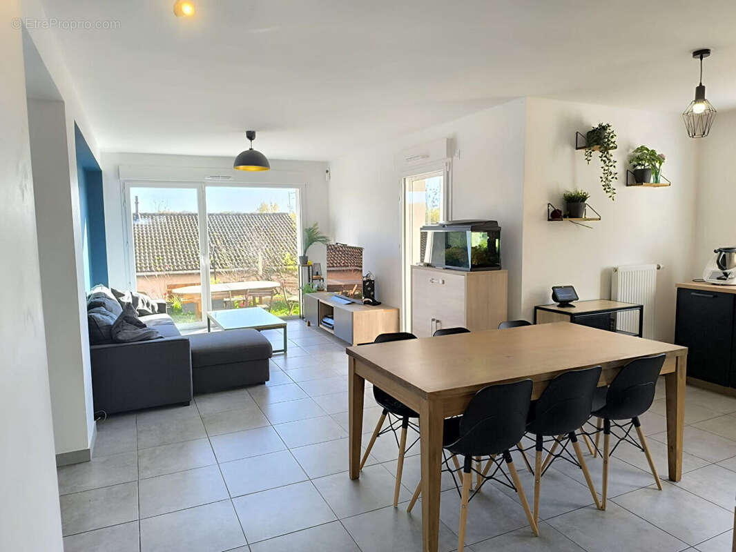 Appartement à BELLEVILLE