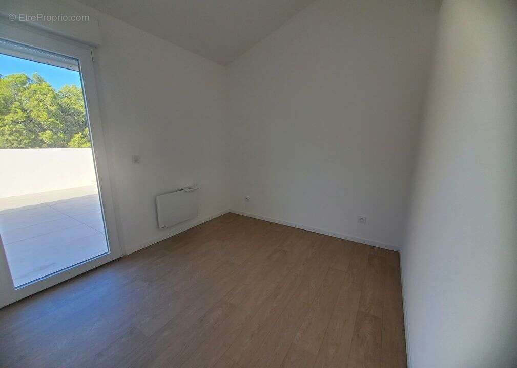 Appartement à ROGNAC