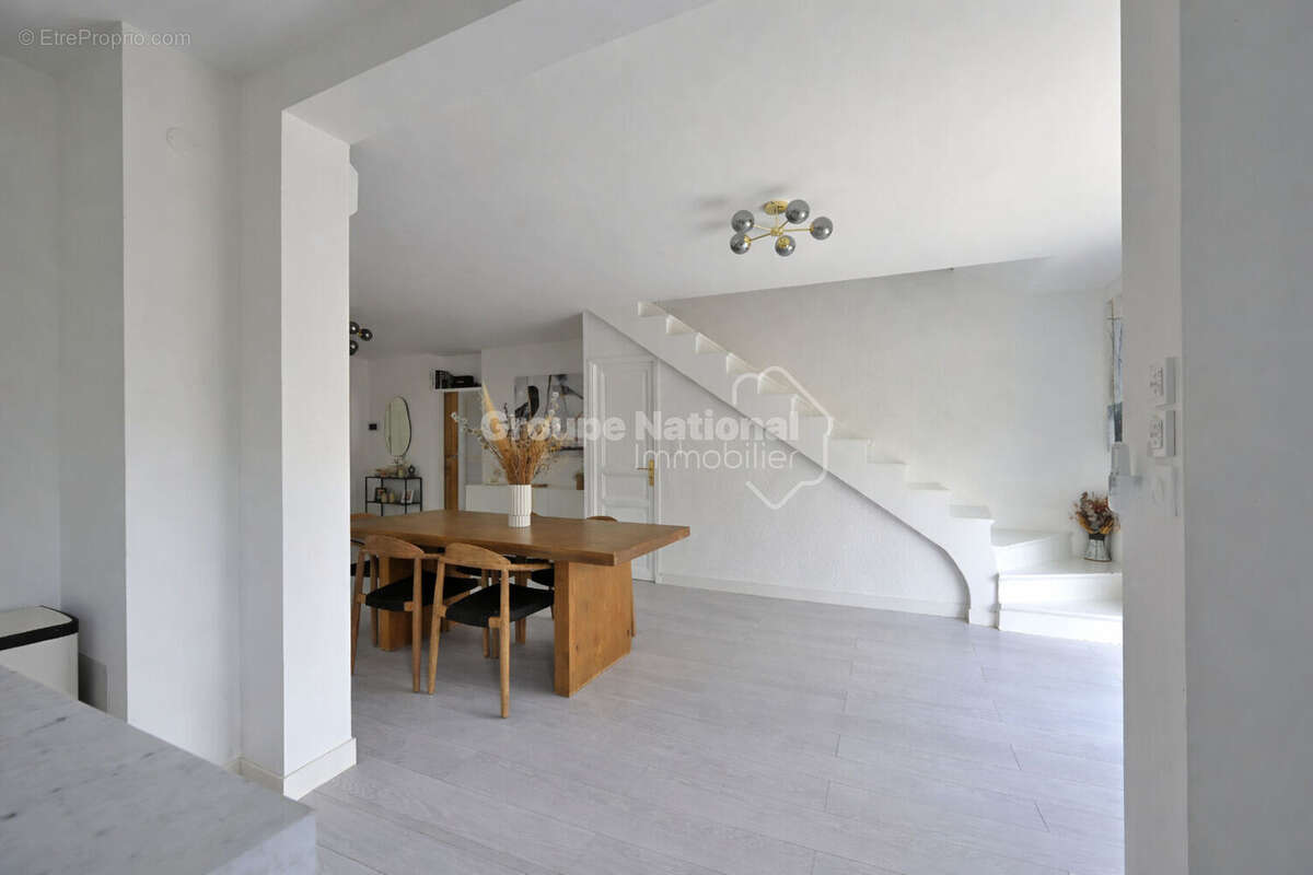 Maison à NIMES