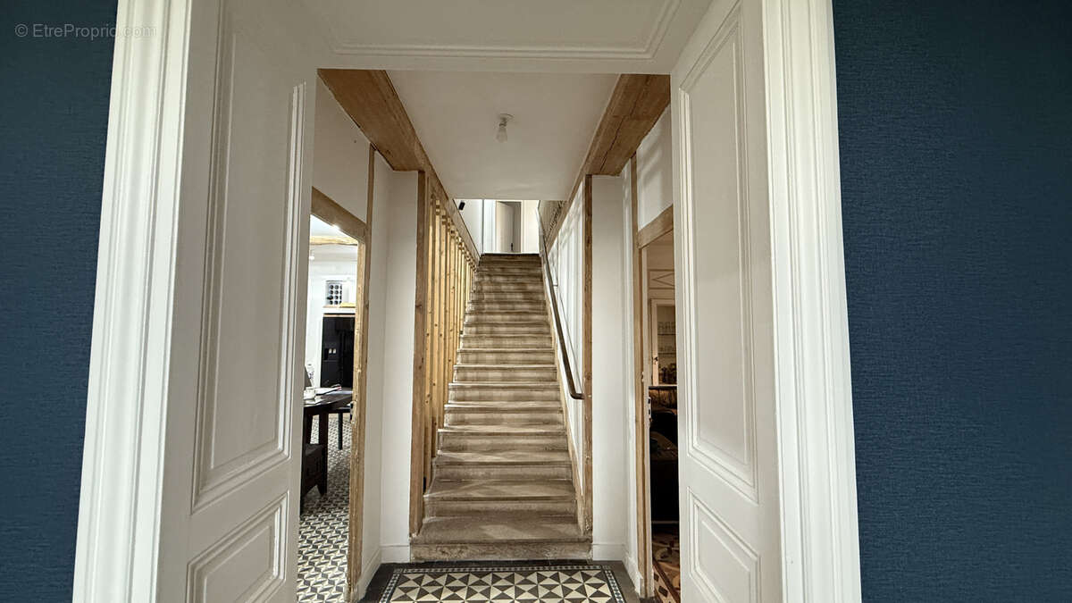 Maison à SAINT-DIDIER-SUR-CHALARONNE