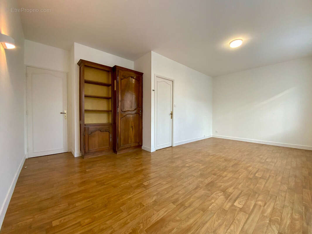 Appartement à SAINTES