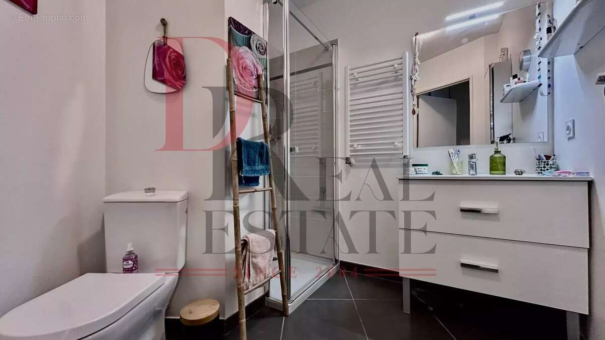 Appartement à ROQUEBRUNE-CAP-MARTIN