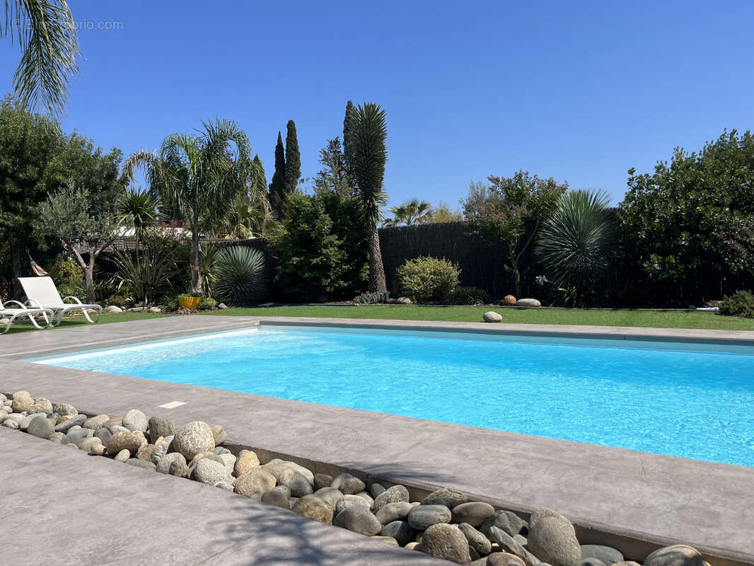 PERPIGNAN SUD : villa contemporaine 6 pièces avec piscine - photo 16