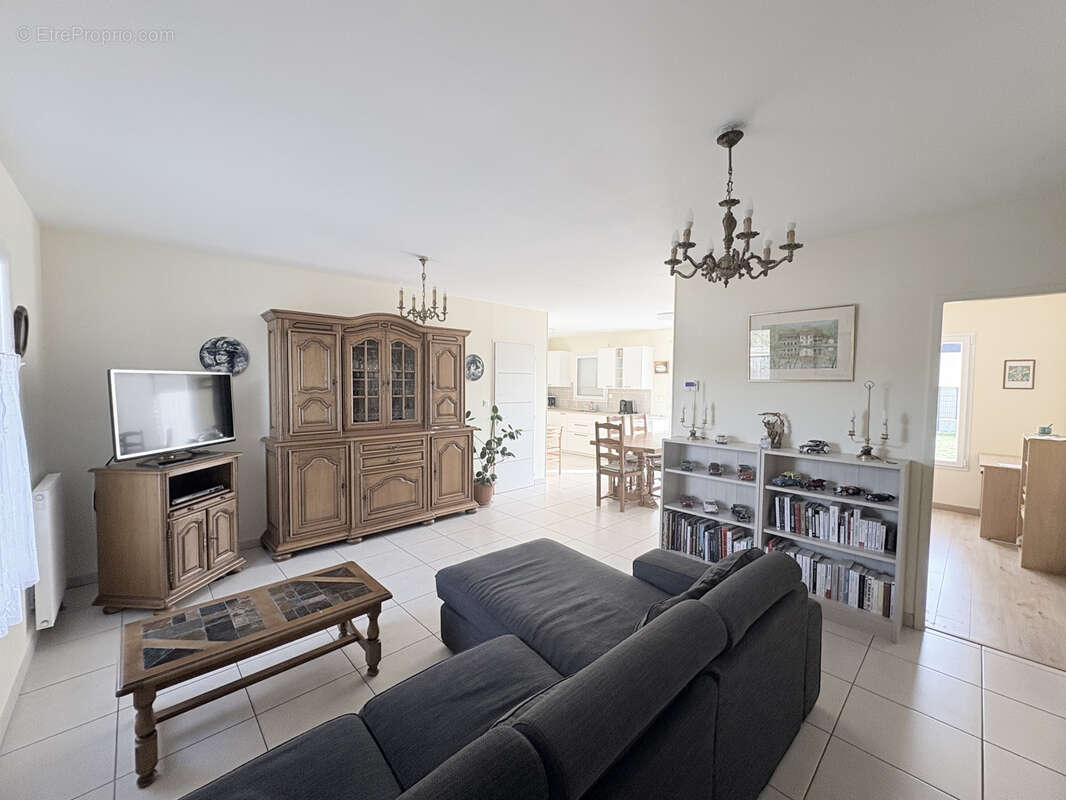 Maison à COURVILLE-SUR-EURE