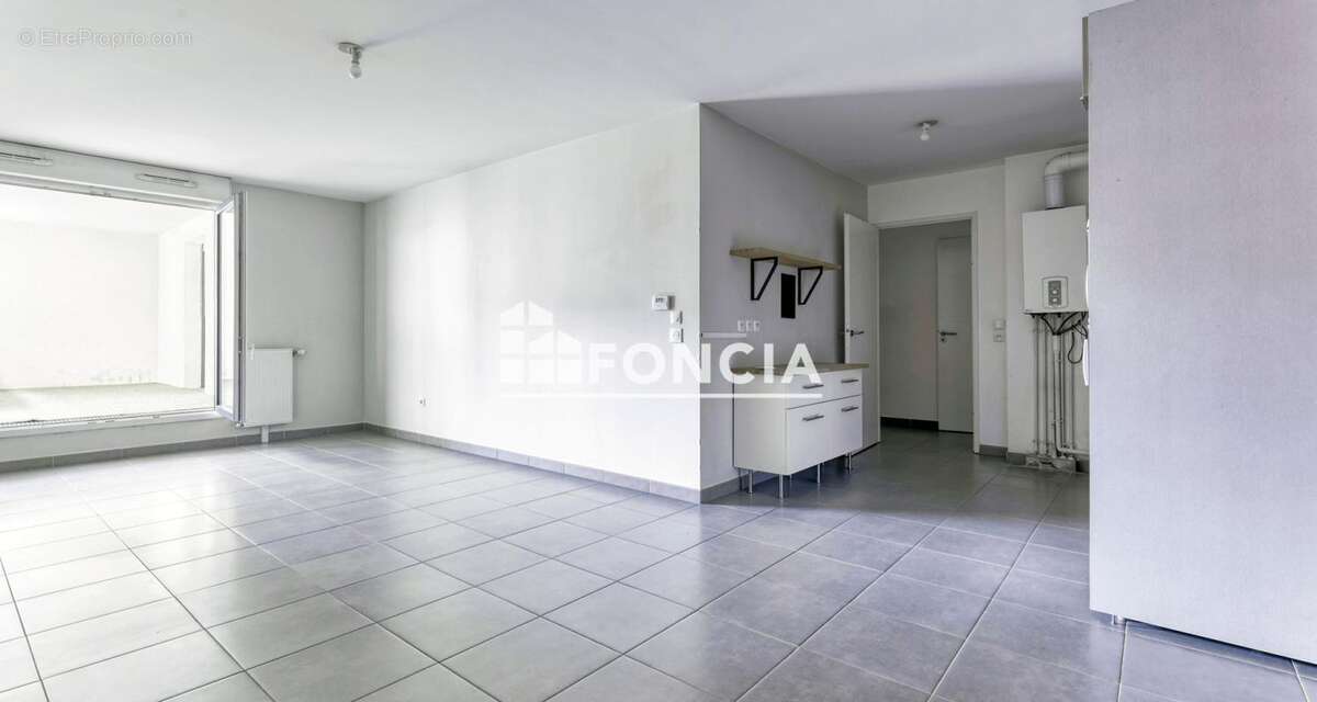3 pièces 2 chambres à deux pas de la mairie de CLICHY ! - photo 6