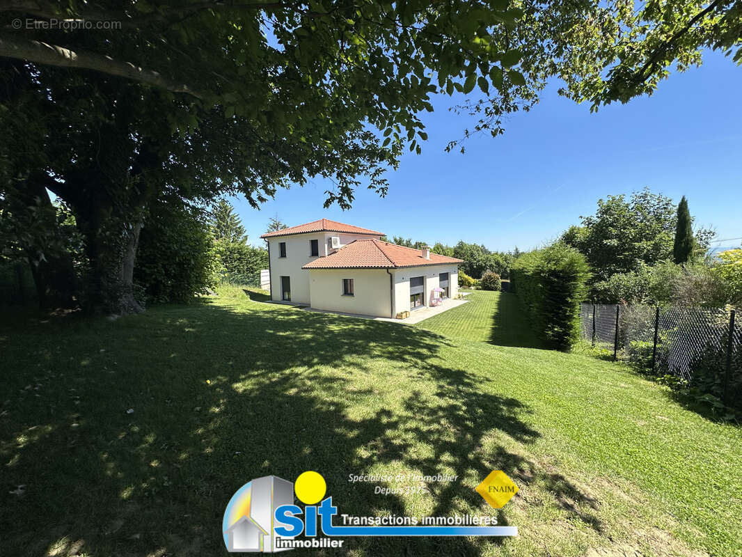 Maison à JARDIN