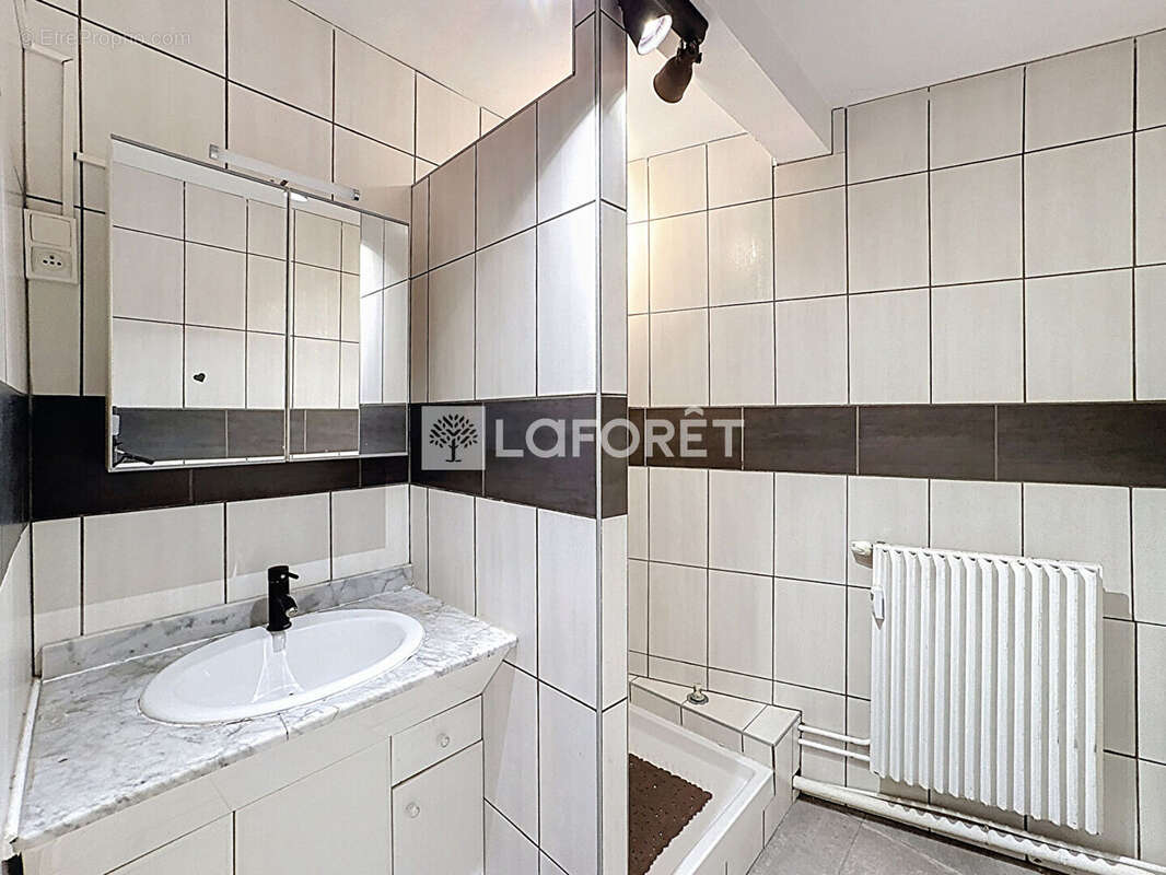 Appartement à GRAY