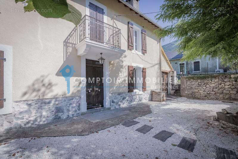 Dpt Haute Garonne 31- A vendre Boutx 31440- Maison T5 rénovée de 139 m2 sur terrain plat de 623 m2 - photo 2
