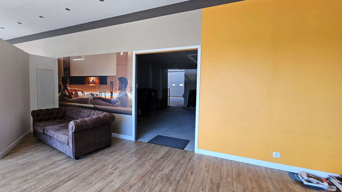 Local commercial Pleuven 325 m2 - photo 4