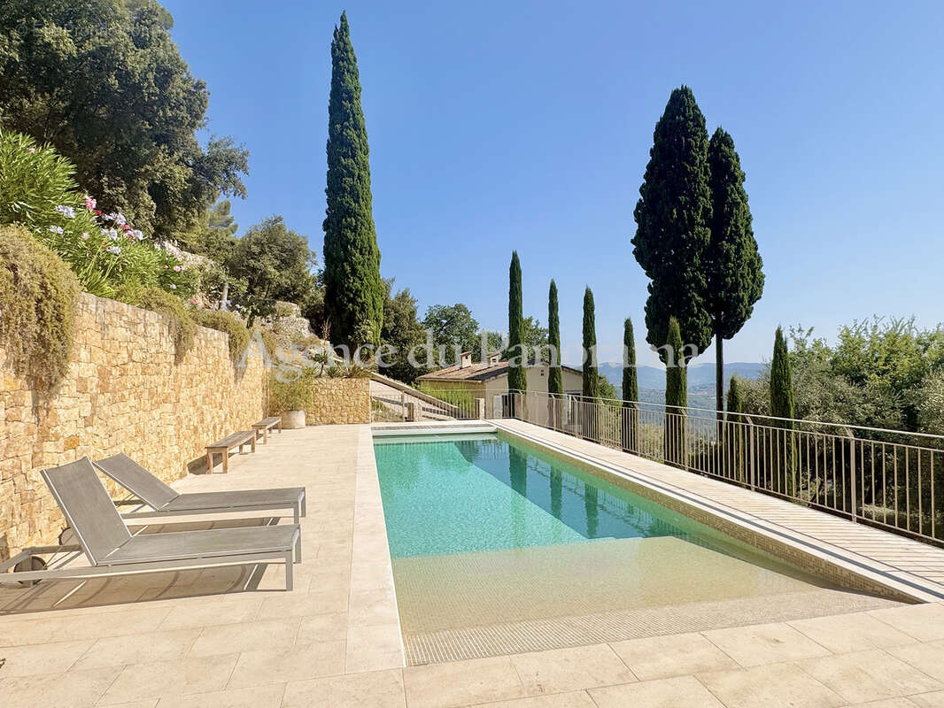 Sublime villa contemporaine avec une vue panoramique au grand calme - photo 12