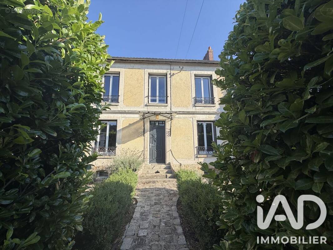 Photo 1 - Maison à COULOMMIERS