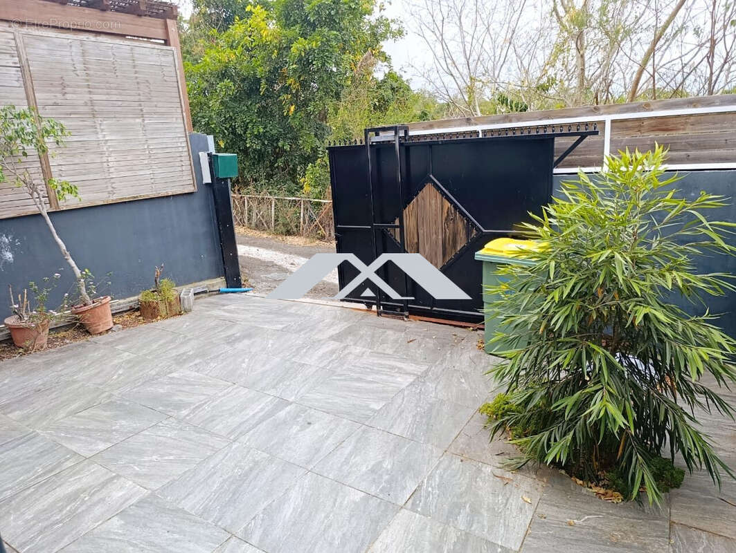 Maison à SAINT-LOUIS