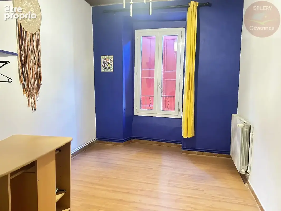 Maison de village avec local commercial loué - photo 6