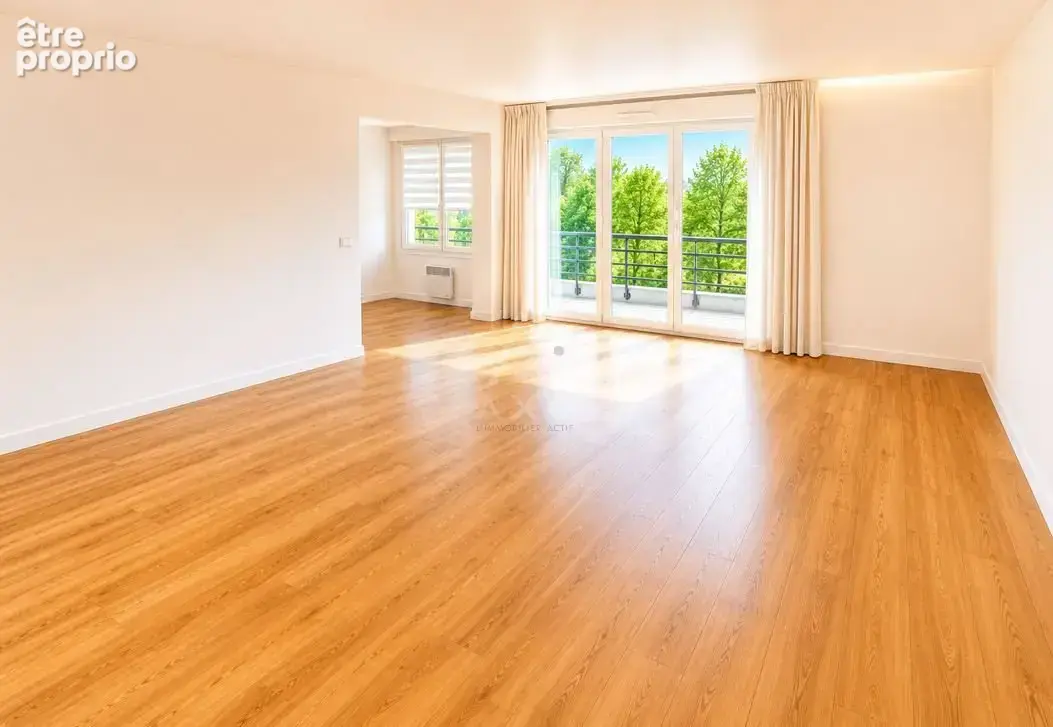 Appartement à SURESNES