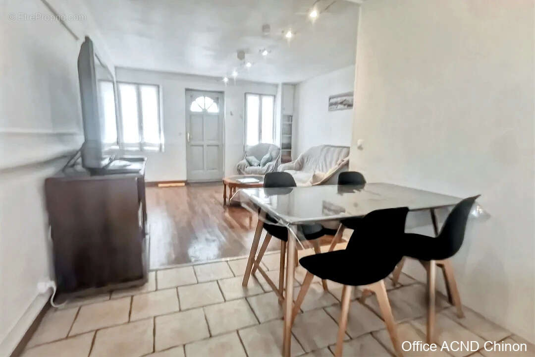 Maison à CHINON
