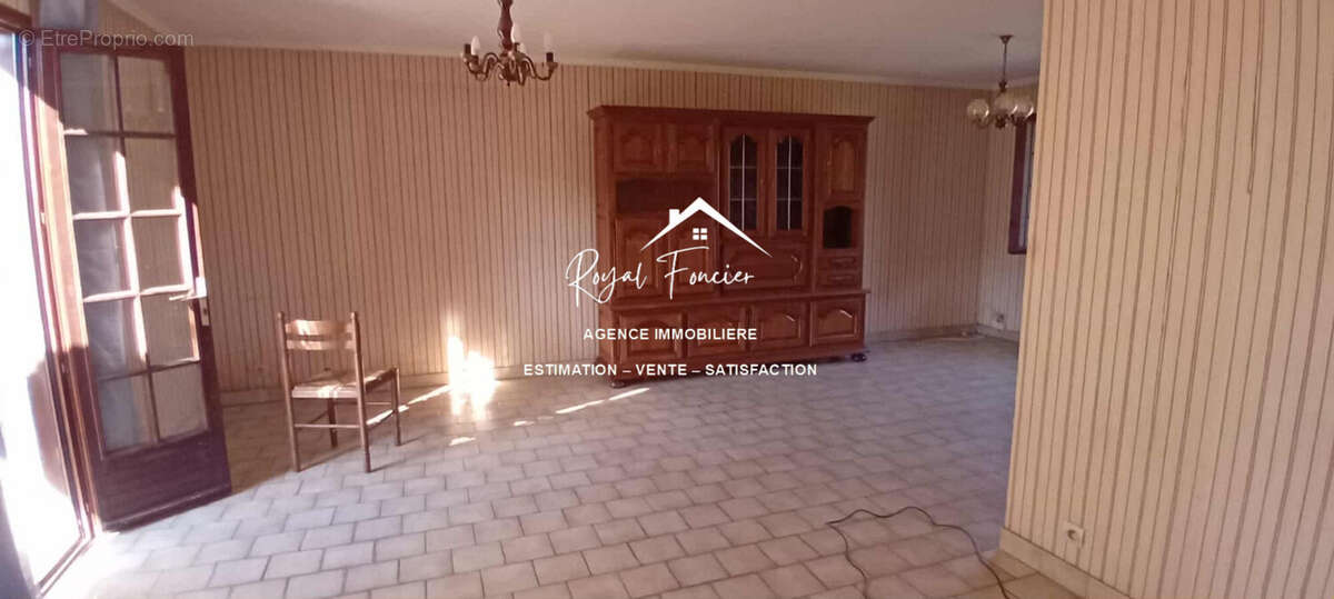 Maison à CHATELLERAULT