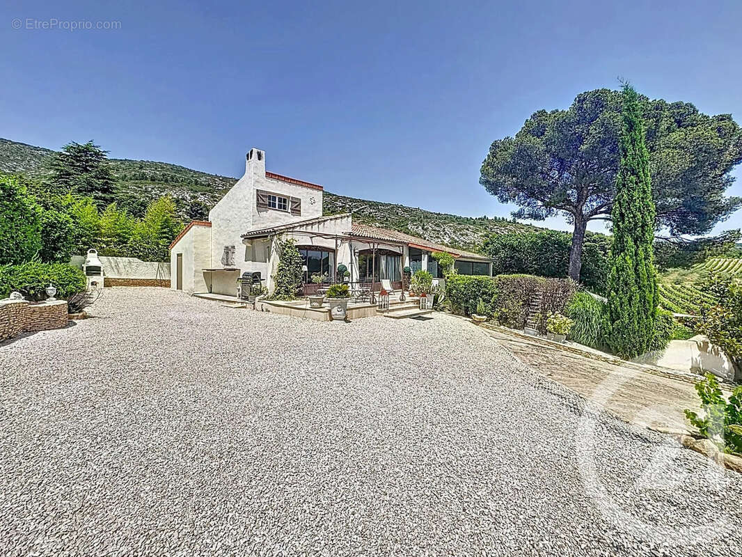 Maison à PUYLOUBIER