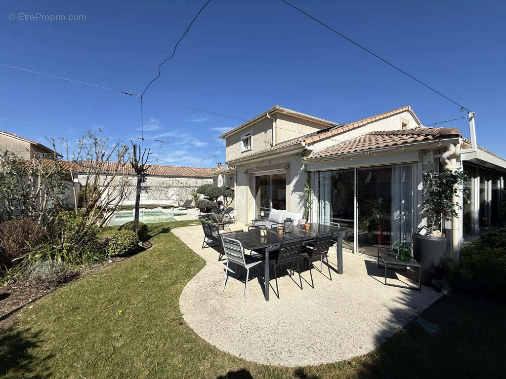 Maison à PORTES-LES-VALENCE