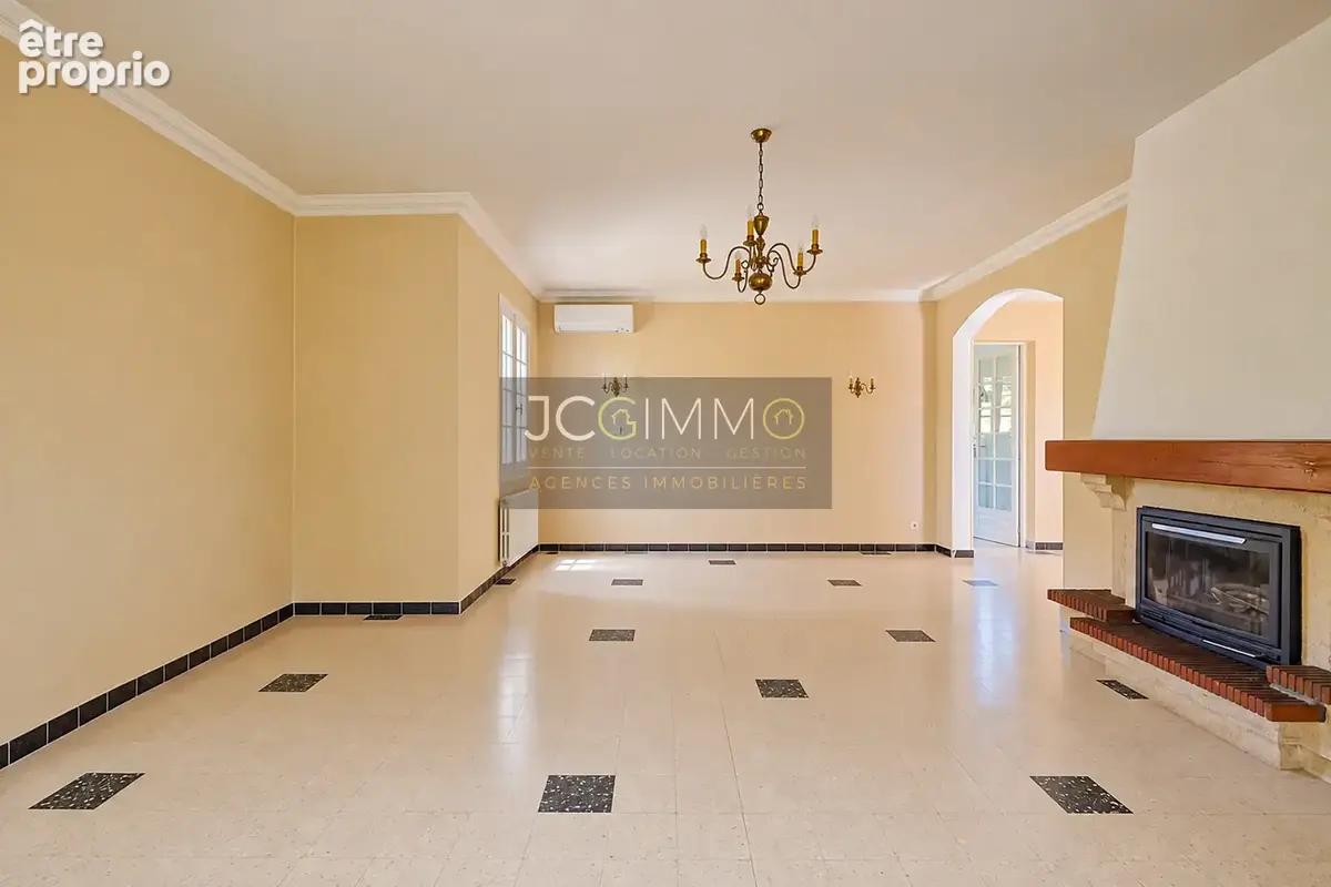 Villa T4 avec 2 698m2 de terrain / Vue dominante - photo 7