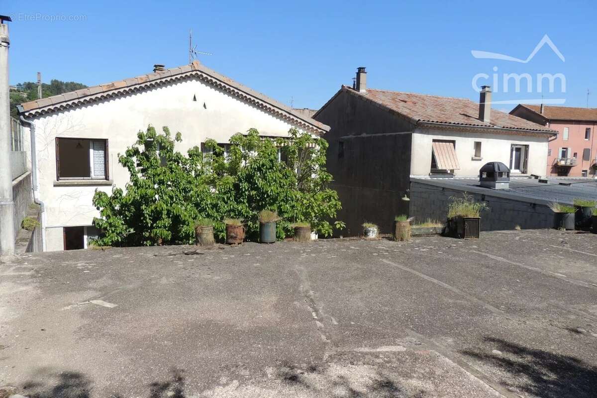 Maison à LABEGUDE