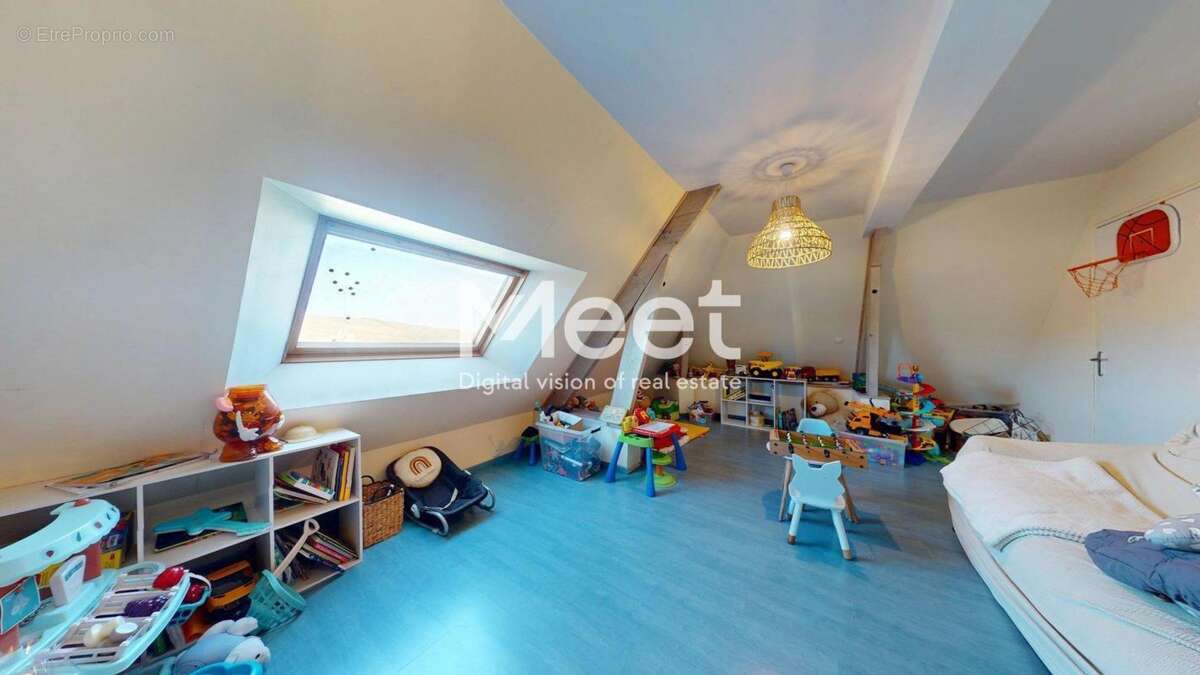 Maison à JUSSY