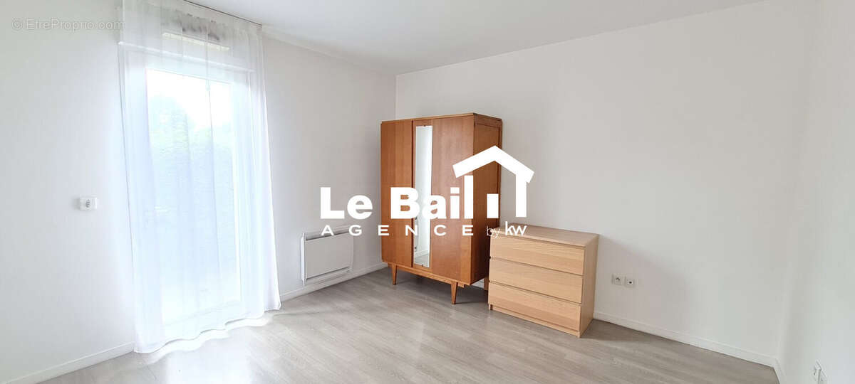 Appartement 40 m² à Osny  - photo 3