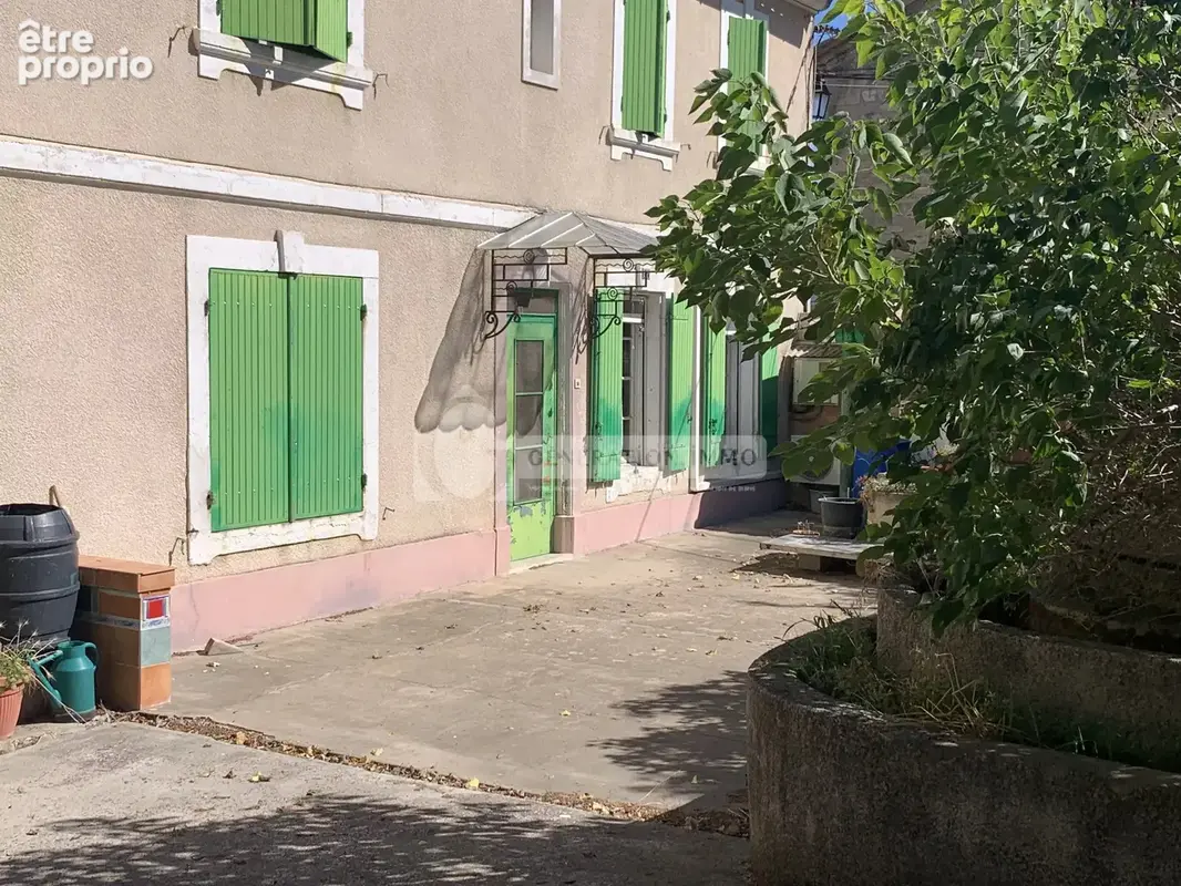 Grande maison familiale à Fontvieille, 300 m², 11 pièces - photo 3