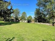 Terrain à MEZIERES-SUR-SEINE