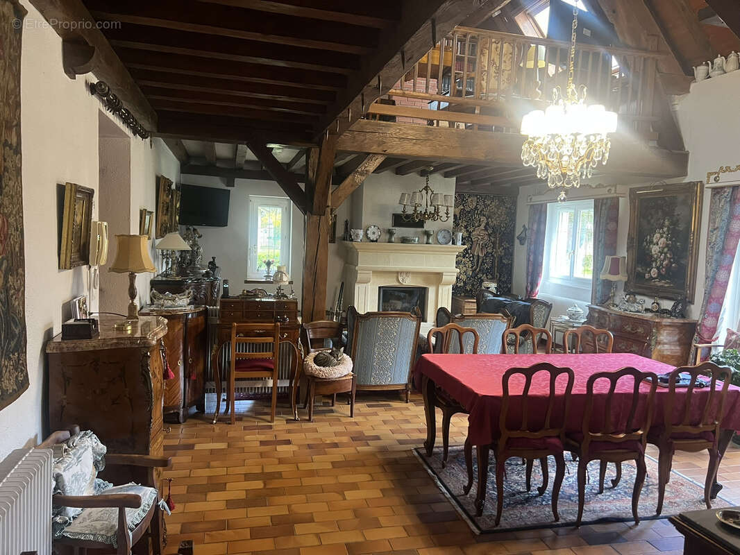 Maison à PARAY-LE-MONIAL
