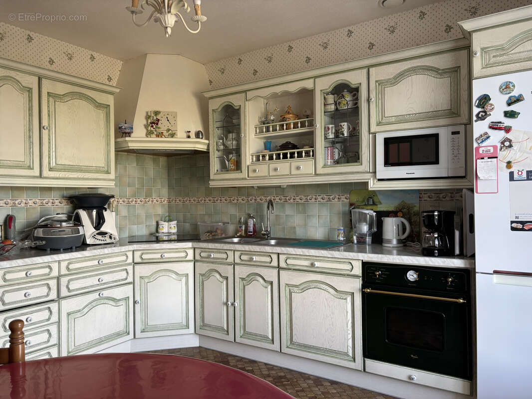 Maison à SAINTE-SCOLASSE-SUR-SARTHE