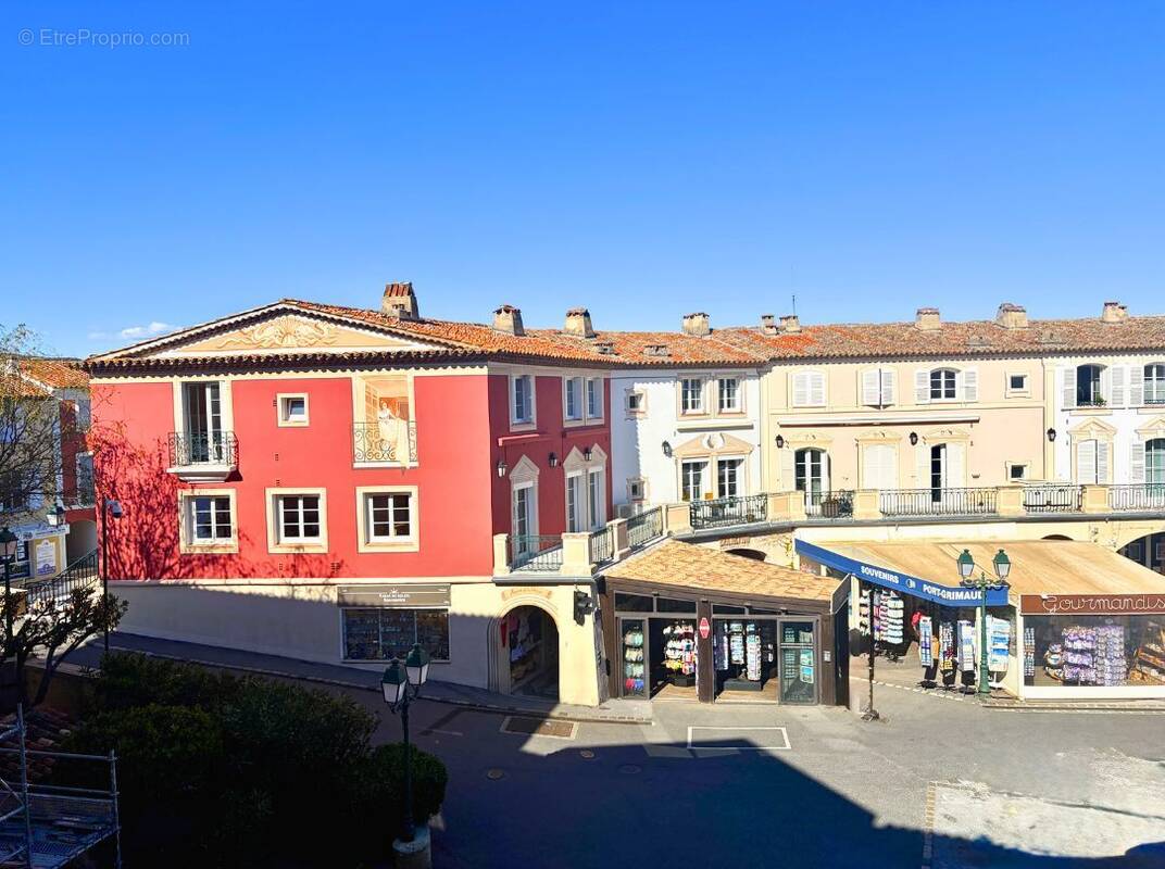 Appartement à GRIMAUD