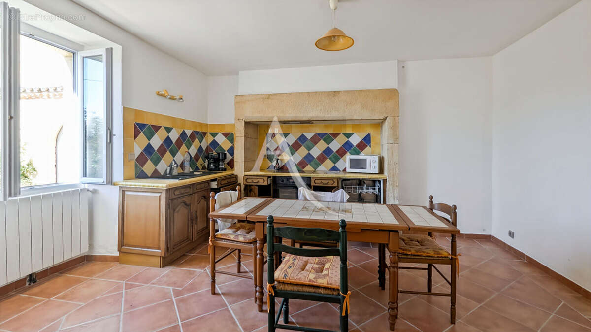 Maison à SAINT-FRONT-SUR-LEMANCE