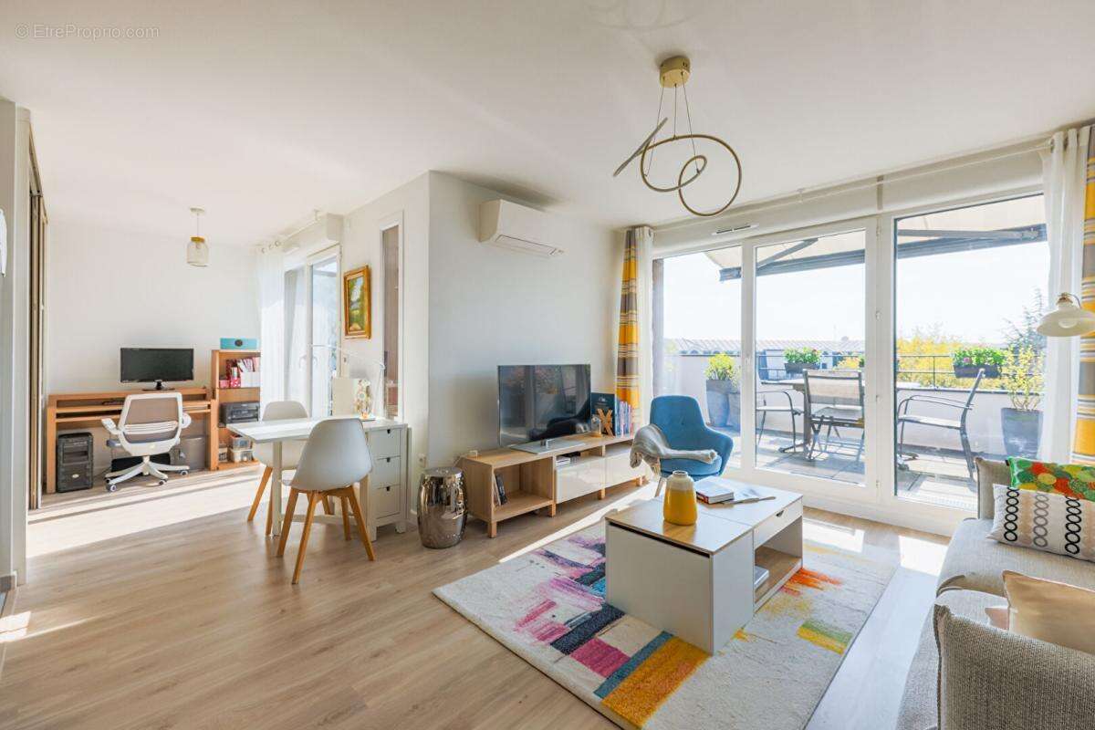 Appartement à CHATILLON