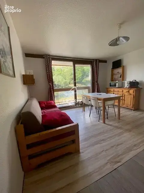 Appartement à LE CHATEL