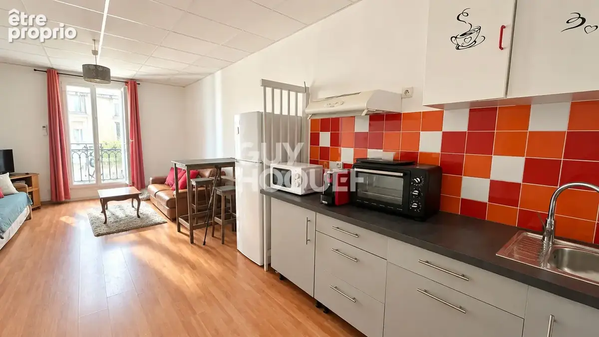 Appartement duplex Plein centre Mèze 40 m2 - photo 2